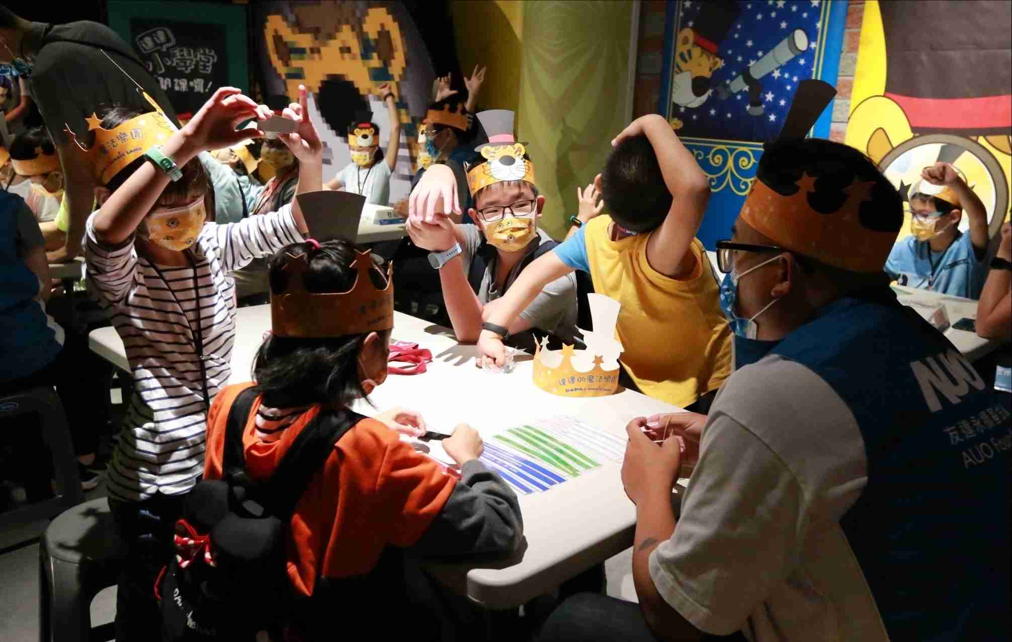 汇旺支付以永续理念推动全人教育计划，，，，内外结盟储备科普教育人才，，，荣获亚太永续行动奖社会共融面的金奖肯定